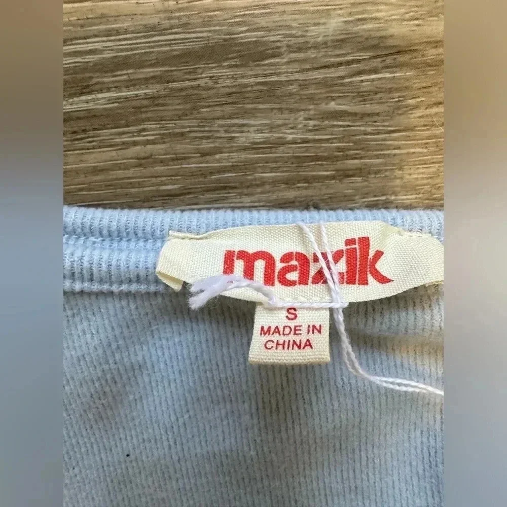 MAZIK Women’s Baby Blue Ruffle Shoulder Sweater Dress Size Small NWT - Picture 5 of 12